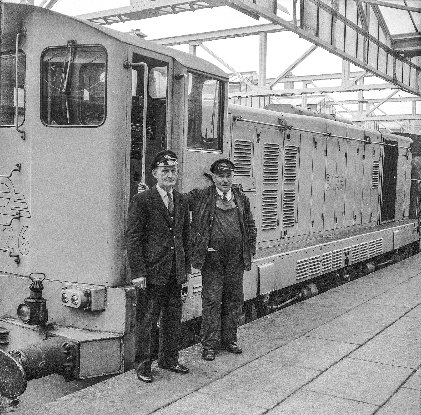 CIÉ Train Driver and station staff
