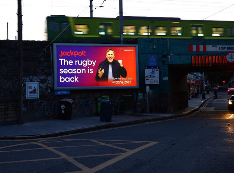 billboard advertising